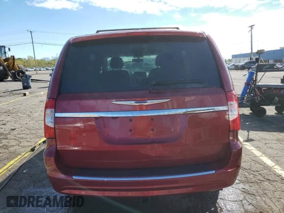 ✅ 2014 Chrysler Town & Country Touring L 30th Anniversary • VIN: 2C4RC1CG9ER277546 • Лот: 85644745. Опубликован ранее на Copart с пробегом 186 192 миль. Бесплатный доступ к архиву аукционных продаж из США и подробный отчёт об истории автомобиля на DreamBid. Изображение 6.