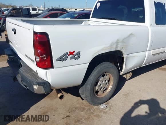 2004 Chevrolet Silverado 1500 with VIN 1GCEK19T64E227818, listed as a IAAI auction lot 41765874 with 326,514 mi miles and . Bid and sale history available at DreamBid. Image 6.