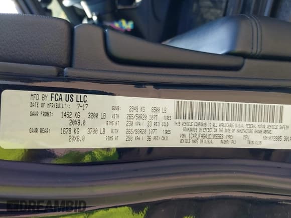 ✅ 2018 Jeep Grand Cherokee Laredo E • VIN: 1C4RJFAG4JC105563 • Lot: 42805941. Listed on IAAI with 123,490 mi. Free auction sales archive from the USA and detailed vehicle history report at DreamBid. Image 9.