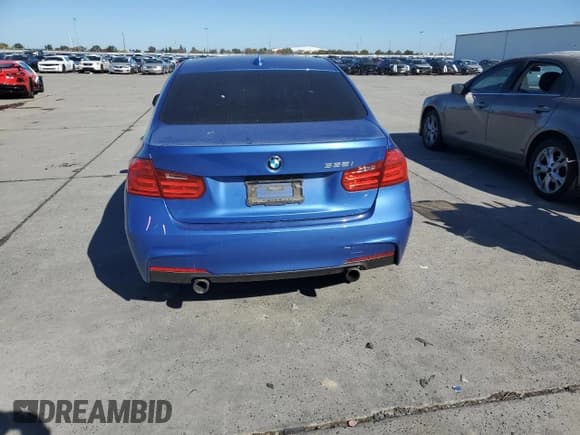 ✅ 2013 BMW 3 Series 335i • VIN: WBA3A9C59DF475099 • Lot: 86885235. Listed on Copart with 80,471 mi. Free auction sales archive from the USA and detailed vehicle history report at DreamBid. Image 6.