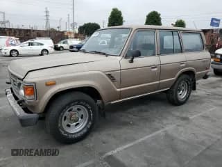 ✅ 1987 Toyota Land Cruiser • VIN: JT3FJ60G4H1136052 • Лот: 68739795. Опубликован ранее на Copart с пробегом 206 230 миль. Бесплатный доступ к архиву аукционных продаж из США и подробный отчёт об истории автомобиля на DreamBid. Изображение 1.