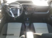 ✅ 2017 Toyota Prius Three • VIN: JTDKDTB39H1594146 • Lot: 89438115. Wystawiony na Copart z przebiegiem Nie podano. Bezpłatny archiwum sprzedaży aukcyjnych z USA i szczegółowy raport historii pojazdu na DreamBid. Zdjęcie 8.