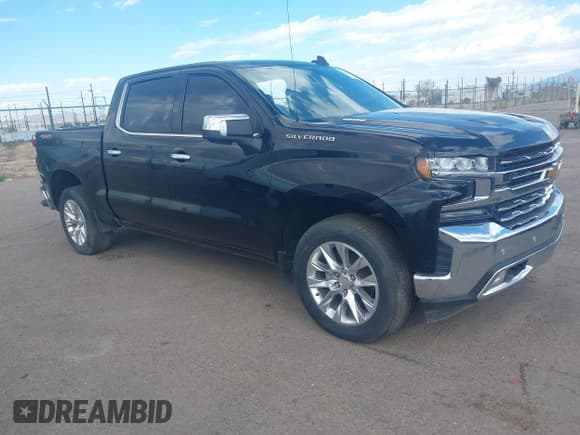 ✅ 2021 Chevrolet Silverado 1500 LTZ • VIN: 1GCUYGET2MZ332867 • Lot: 43314701. Wystawiony na IAAI z przebiegiem 68 138 mil. Bezpłatny archiwum sprzedaży aukcyjnych z USA i szczegółowy raport historii pojazdu na DreamBid. Zdjęcie 1.