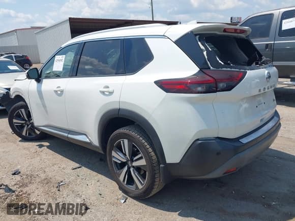 ✅ 2021 Nissan Rogue SL • VIN: 5N1AT3CA4MC821121 • Lot: 42956502. Wystawiony na IAAI z przebiegiem 29 601 mil. Bezpłatny archiwum sprzedaży aukcyjnych z USA i szczegółowy raport historii pojazdu na DreamBid. Zdjęcie 3.