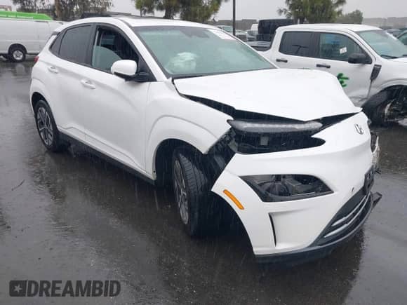 2023 Hyundai Kona SEL z VIN KM8K33AGXPU173553, wystawiony jako IAAI lot #43181383 z przebiegiem 15 477 mil mil oraz . Historia ofert i sprzedaży dostępna na DreamBid. Obrazek 1.