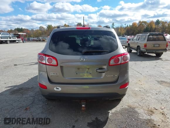 ✅ 2011 Hyundai Santa Fe GLS • VIN: 5XYZGDAB3BG022274 • Лот: 43507199. Опубликован ранее на IAAI с пробегом 219 067 миль. Бесплатный доступ к архиву аукционных продаж из США и подробный отчёт об истории автомобиля на DreamBid. Изображение 15.