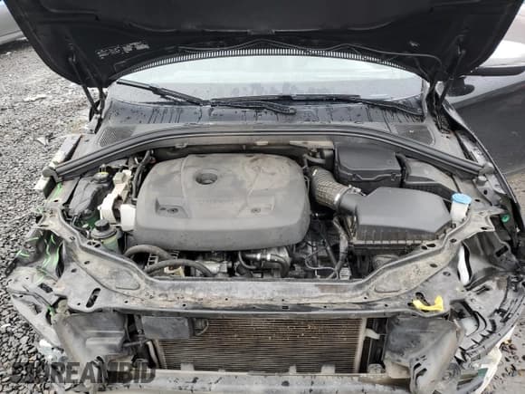 ✅ 2016 Volvo XC60 T6 Drive-E R-Design Platinum • VIN: YV449MRS9G2923463 • Lot: 87949135. Listed on Copart with 79,190 mi. Free auction sales archive from the USA and detailed vehicle history report at DreamBid. Image 11.