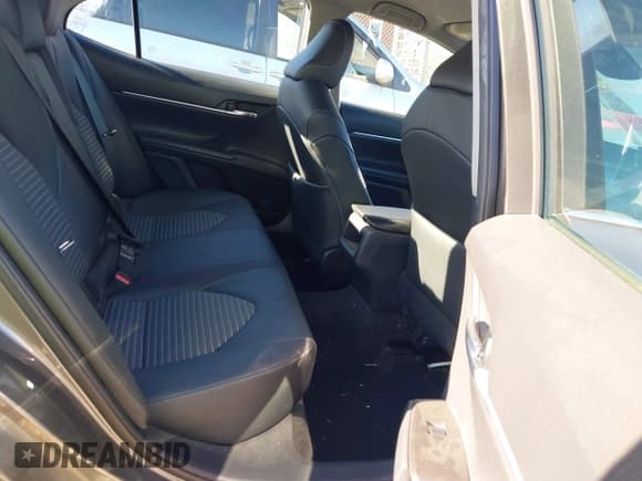 ✅ 2021 Toyota Camry SE • VIN: 4T1G11AK8MU423971 • Lot: 43768828. Listed on IAAI with 103,138 mi. Free auction sales archive from the USA and detailed vehicle history report at DreamBid. Image 8.