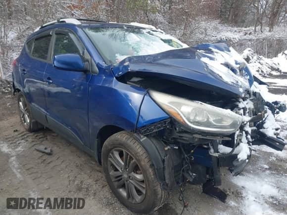 2014 Hyundai Tucson Limited with VIN KM8JUCAG1EU923895, listed as a IAAI auction lot 43296605 with 259,486 mi miles and . Bid and sale history available at DreamBid. Image 1.