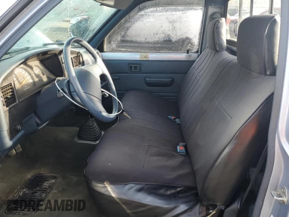 ✅ 1991 Toyota Pickup • VIN: JT4RN81A5M5108444 • Lot: 84263254. Listed on Copart with 229,851 mi. Free auction sales archive from the USA and detailed vehicle history report at DreamBid. Image 7.