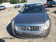 ✅ 2010 Mercury Milan Premier • VIN: 3MEHM0JA5AR617103 • Lot: 85172835. Wystawiony na Copart z przebiegiem 196 641 mil. Bezpłatny archiwum sprzedaży aukcyjnych z USA i szczegółowy raport historii pojazdu na DreamBid. Zdjęcie 5.