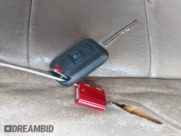 2019 Mitsubishi Outlander ES z VIN JA4AD2A3XKZ053441, wystawiony jako IAAI lot #43036074 z przebiegiem 105 182 mil mil oraz . Historia ofert i sprzedaży dostępna na DreamBid. Obrazek 11.