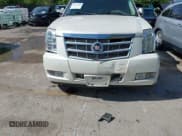 ✅ 2013 Cadillac Escalade ESV Platinum Edition • VIN: 1GYS4KEF2DR153626 • Lot: 42269429. Listed on IAAI with 252,875 mi. Free auction sales archive from the USA and detailed vehicle history report at DreamBid. Image 6.