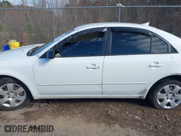 ✅ 2009 Hyundai Sonata GLS • VIN: 5NPET46F09H470450 • Лот: 41310835. Опубликован ранее на IAAI с пробегом 181 944 миль. Бесплатный доступ к архиву аукционных продаж из США и подробный отчёт об истории автомобиля на DreamBid. Изображение 14.