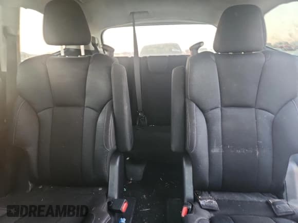 ✅ 2019 Subaru Ascent Premium • VIN: 4S4WMAFD7K3427266 • Lot: 82479385. Wystawiony na Copart z przebiegiem 145 323 mil. Bezpłatny archiwum sprzedaży aukcyjnych z USA i szczegółowy raport historii pojazdu na DreamBid. Zdjęcie 10.