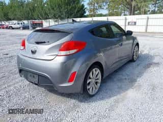 2015 Hyundai Veloster RE:FLEX with VIN KMHTC6AD5FU231708, listed as a IAAI auction lot 43283728 with 123,785 mi miles and . Bid and sale history available at DreamBid. Image 4.
