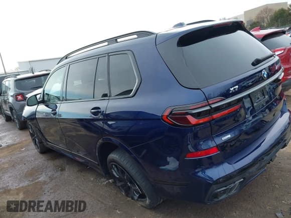 ✅ 2024 BMW X7 M60i • VIN: 5UX33EM05R9V43363 • Лот: 41714386. Опубликован ранее на IAAI с пробегом 17 016 миль. Бесплатный доступ к архиву аукционных продаж из США и подробный отчёт об истории автомобиля на DreamBid. Изображение 15.