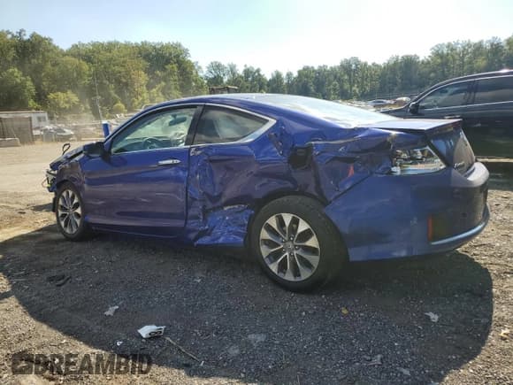 ✅ 2015 Honda Accord EX • VIN: 1HGCT1B75FA003131 • Лот: 71166585. Опубликован ранее на Copart с пробегом 79 485 миль. Бесплатный доступ к архиву аукционных продаж из США и подробный отчёт об истории автомобиля на DreamBid. Изображение 2.