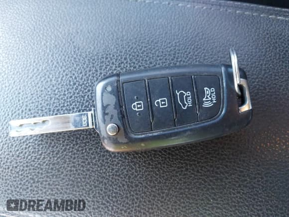 ✅ 2019 Hyundai Elantra • VIN: KMHH35LE7KU094657 • Lot: 42083354. Listed on IAAI with 97,171 mi. Free auction sales archive from the USA and detailed vehicle history report at DreamBid. Image 11.