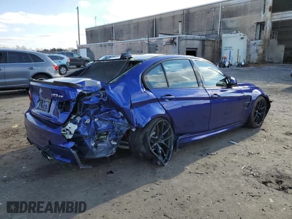 ✅ 2018 BMW M3 • VIN: WBS8M9C53J5L71752 • Lot: 37308724. Listed on Copart with 19,425 mi. Free auction sales archive from the USA and detailed vehicle history report at DreamBid. Image 3.