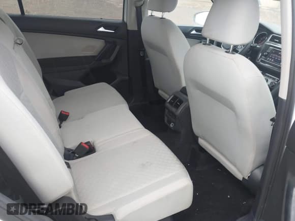 ✅ 2019 Volkswagen Tiguan S • VIN: 3VV1B7AX5KM085373 • Лот: 43322367. Опубликован ранее на IAAI с пробегом 143 289 миль. Бесплатный доступ к архиву аукционных продаж из США и подробный отчёт об истории автомобиля на DreamBid. Изображение 8.