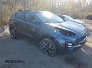 ✅ 2020 Kia Sportage EX • VIN: KNDPNCAC5L7685621 • Lot: 90256135. Wystawiony na Copart z przebiegiem 148 892 mil. Bezpłatny archiwum sprzedaży aukcyjnych z USA i szczegółowy raport historii pojazdu na DreamBid. Zdjęcie 4.