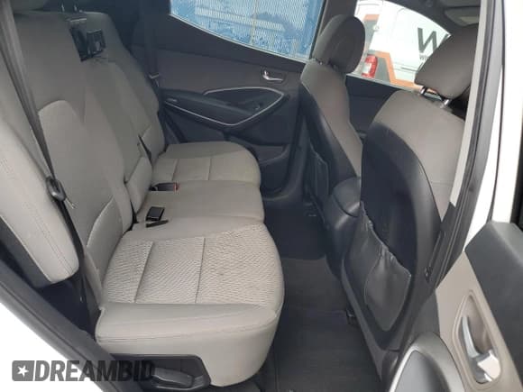 ✅ 2018 Hyundai Santa Fe 2.4L • VIN: 5NMZT3LB4JH093197 • Лот: 38622154. Опубликован ранее на Copart с пробегом 93 540 миль. Бесплатный доступ к архиву аукционных продаж из США и подробный отчёт об истории автомобиля на DreamBid. Изображение 10.