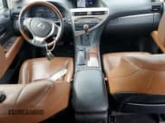 ✅ 2014 Lexus RX 450h • VIN: JTJBC1BAXE2068004 • Lot: 70298815. Wystawiony na Copart z przebiegiem 257 677 mil. Bezpłatny archiwum sprzedaży aukcyjnych z USA i szczegółowy raport historii pojazdu na DreamBid. Zdjęcie 8.