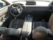 ✅ 2024 Mazda CX-50 S Select • VIN: 7MMVABAM9RN176836 • Лот: 81894895. Опубликован ранее на Copart с пробегом 15 049 миль. Бесплатный доступ к архиву аукционных продаж из США и подробный отчёт об истории автомобиля на DreamBid. Изображение 8.