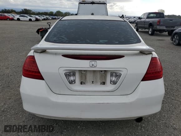 ✅ 2006 Honda Accord EX • VIN: 1HGCM56796A143634 • Лот: 85948985. Опубликован ранее на Copart с пробегом 251 296 миль. Бесплатный доступ к архиву аукционных продаж из США и подробный отчёт об истории автомобиля на DreamBid. Изображение 6.