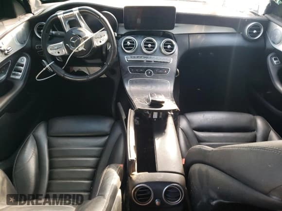 ✅ 2019 Mercedes-Benz C 43 AMG • VIN: 55SWF6EB5KU286470 • Lot: 70877905. Wystawiony na Copart z przebiegiem Nie podano. Bezpłatny archiwum sprzedaży aukcyjnych z USA i szczegółowy raport historii pojazdu na DreamBid. Zdjęcie 8.