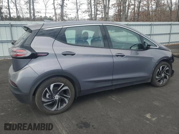 ✅ 2023 Chevrolet Bolt EV 2LT • VIN: 1G1FX6S02P4175612 • Lot: 47091275. Wystawiony na Copart z przebiegiem 11 701 mil. Bezpłatny archiwum sprzedaży aukcyjnych z USA i szczegółowy raport historii pojazdu na DreamBid. Zdjęcie 3.