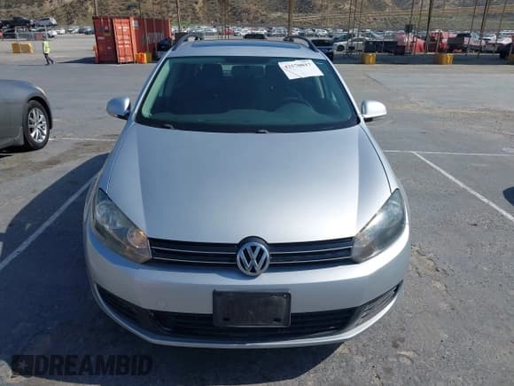 ✅ 2013 Volkswagen Jetta TDI w/Sunroof & Nav • VIN: 3VWPL7AJ8DM646134 • Lot: 42570017. Listed on IAAI with 110,023 mi. Free auction sales archive from the USA and detailed vehicle history report at DreamBid. Image 6.