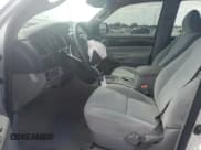 ✅ 2010 Toyota Tacoma PreRunner • VIN: 3TMKU4HN1AM025931 • Lot: 54336905. Wystawiony na Copart z przebiegiem 184 868 mil. Bezpłatny archiwum sprzedaży aukcyjnych z USA i szczegółowy raport historii pojazdu na DreamBid. Zdjęcie 7.