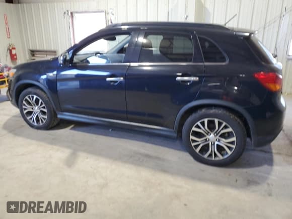 ✅ 2016 Mitsubishi Outlander SEL • VIN: JA4AR4AW7GZ043044 • Лот: 85651035. Опубликован ранее на Copart с пробегом 181 342 миль. Бесплатный доступ к архиву аукционных продаж из США и подробный отчёт об истории автомобиля на DreamBid. Изображение 2.