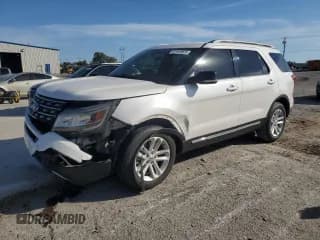 ✅ 2017 Ford Explorer XLT • VIN: 1FM5K7DH4HGC09538 • Lot: 91945925. Listed on Copart with 163,382 mi. Free auction sales archive from the USA and detailed vehicle history report at DreamBid. Image 1.