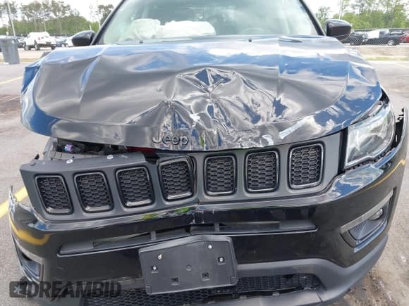 ✅ 2019 Jeep Compass Latitude • VIN: 3C4NJDBB9KT601373 • Lot: 42191335. Listed on IAAI with 47,344 mi. Free auction sales archive from the USA and detailed vehicle history report at DreamBid. Image 6.