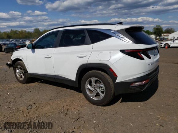✅ 2022 Hyundai Tucson SEL • VIN: 5NMJBCAE0NH150126 • Lot: 49619823. Wystawiony na Copart z przebiegiem 1 044 mil. Bezpłatny archiwum sprzedaży aukcyjnych z USA i szczegółowy raport historii pojazdu na DreamBid. Zdjęcie 2.