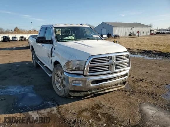✅ 2014 Ram 3500 Big Horn • VIN: 3C63R3DJ0EG275269 • Lot: 48102795. Wystawiony na Copart z przebiegiem 121 255 mil. Bezpłatny archiwum sprzedaży aukcyjnych z USA i szczegółowy raport historii pojazdu na DreamBid. Zdjęcie 11.