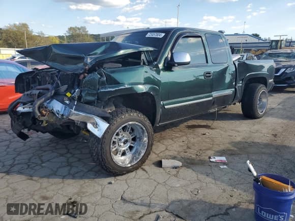 ✅ 2003 Chevrolet Silverado 1500 LS • VIN: 1GCEK19V13E217097 • Лот: 72457804. Опубликован ранее на Copart с пробегом 272 238 миль. Бесплатный доступ к архиву аукционных продаж из США и подробный отчёт об истории автомобиля на DreamBid. Изображение 1.