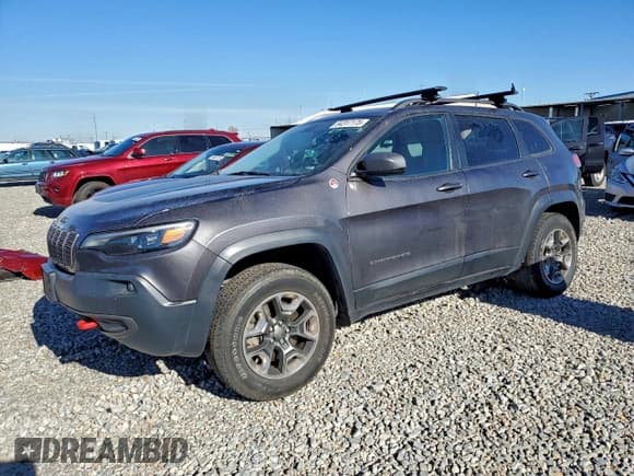 ✅ 2019 Jeep Cherokee Trailhawk Elite • VIN: 1C4PJMBN0KD252872 • Lot: 94317175. Listed on Copart with 95,015 mi. Free auction sales archive from the USA and detailed vehicle history report at DreamBid. Image 1.