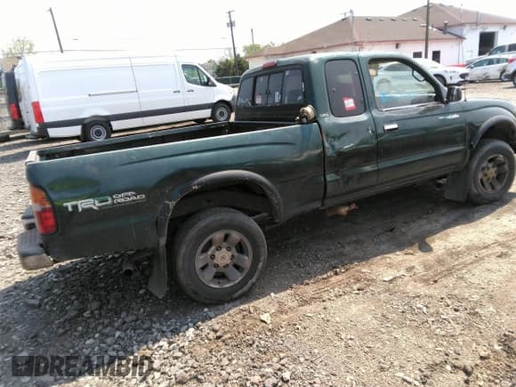 ✅ 1999 Toyota Tacoma PreRunner • VIN: 4TASM92NXXZ511839 • Lot: 36628242. Listed on IAAI with Not provided. Free auction sales archive from the USA and detailed vehicle history report at DreamBid. Image 4.