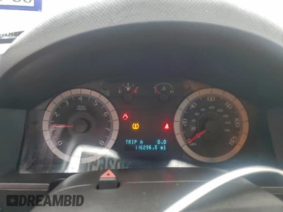 ✅ 2008 Ford Escape XLT • VIN: 1FMCU93178KE73769 • Lot: 93609365. Listed on Copart with 116,296 mi. Free auction sales archive from the USA and detailed vehicle history report at DreamBid. Image 9.