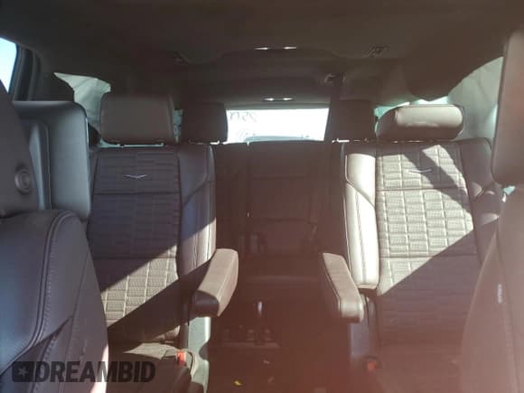 ✅ 2023 Cadillac Escalade ESV 4WD Sport Platinum • VIN: 1GYS4RKL7PR112464 • Лот: 88151315. Опубликован ранее на Copart с пробегом 15 744 миль. Бесплатный доступ к архиву аукционных продаж из США и подробный отчёт об истории автомобиля на DreamBid. Изображение 10.