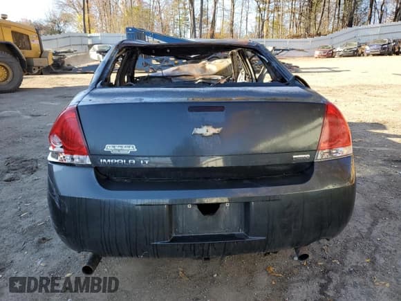 ✅ 2014 Chevrolet Impala LT • VIN: 2G1WB5E34E1111529 • Лот: 77334134. Опубликован ранее на Copart с пробегом Не указан. Бесплатный доступ к архиву аукционных продаж из США и подробный отчёт об истории автомобиля на DreamBid. Изображение 6.