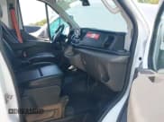 ✅ 2021 Ford Transit Cargo • VIN: 1FTYE1C82MKA68600 • Лот: 43367001. Опубликован ранее на IAAI с пробегом 27 981 миль. Бесплатный доступ к архиву аукционных продаж из США и подробный отчёт об истории автомобиля на DreamBid. Изображение 5.