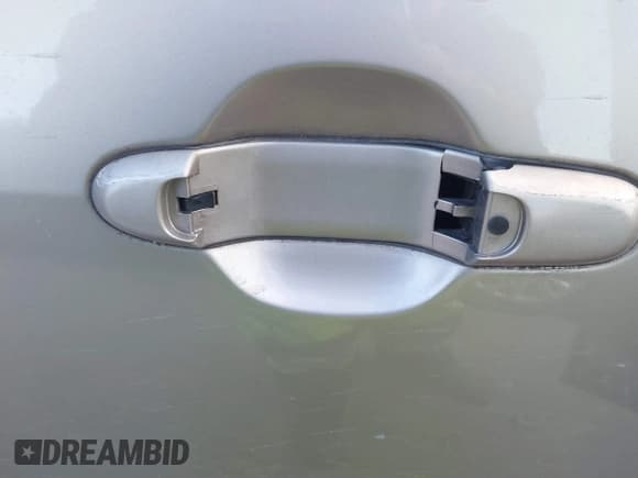 ✅ 2000 Toyota Sienna LE • VIN: 4T3ZF13C6YU246348 • Lot: 43842739. Wystawiony na IAAI z przebiegiem 228 949 mil. Bezpłatny archiwum sprzedaży aukcyjnych z USA i szczegółowy raport historii pojazdu na DreamBid. Zdjęcie 6.