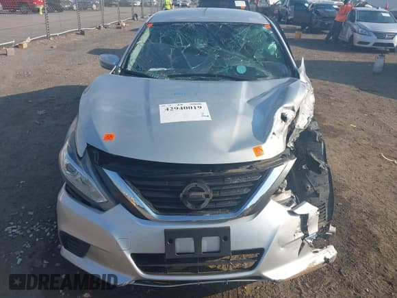 ✅ 2017 Nissan Altima SV • VIN: 1N4AL3AP0HC113178 • Lot: 42940019. Listed on IAAI with 108,534 mi. Free auction sales archive from the USA and detailed vehicle history report at DreamBid. Image 6.