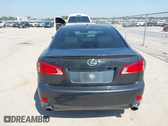✅ 2011 Lexus IS 250 • VIN: JTHBF5C26B5152046 • Lot: 43376975. Wystawiony na IAAI z przebiegiem 119 429 mil. Bezpłatny archiwum sprzedaży aukcyjnych z USA i szczegółowy raport historii pojazdu na DreamBid. Zdjęcie 16.