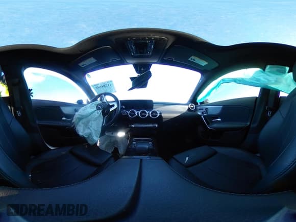 ✅ 2022 Mercedes-Benz CLA 250 • VIN: W1K5J4HB4NN288797 • Лот: 41284540. Опубликован ранее на IAAI с пробегом 26 538 миль. Бесплатный доступ к архиву аукционных продаж из США и подробный отчёт об истории автомобиля на DreamBid. Изображение 20.